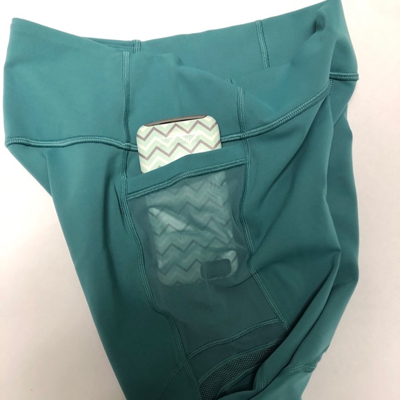 Lululemon - Picture 4 of 9